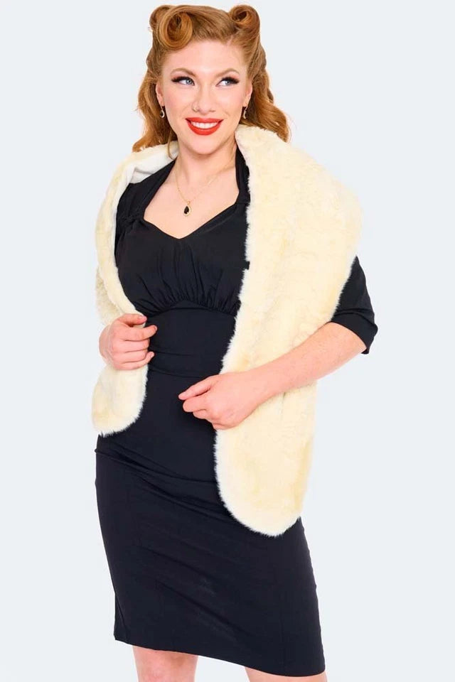 Retro Cream Faux Fur Vintgae style Stole