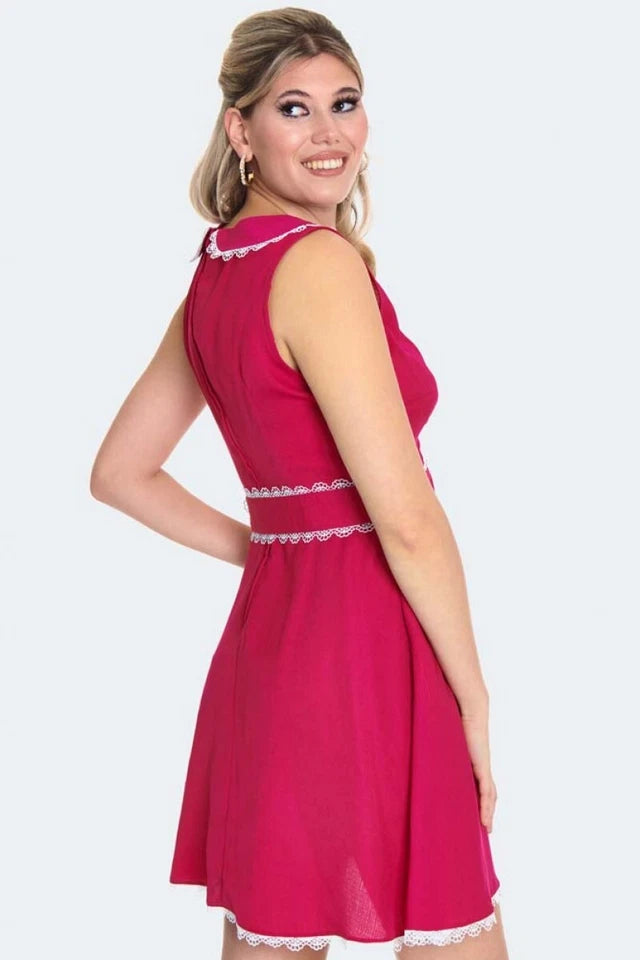 1960s Collared Sleeveless Retro Vintage Style Dress